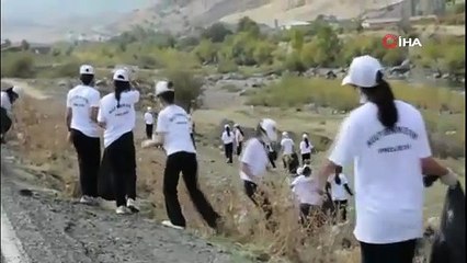 Diyarbakır’da ‘Kulp Benim Evim’ Projesi kapsamında öğrenciler çöp topladı