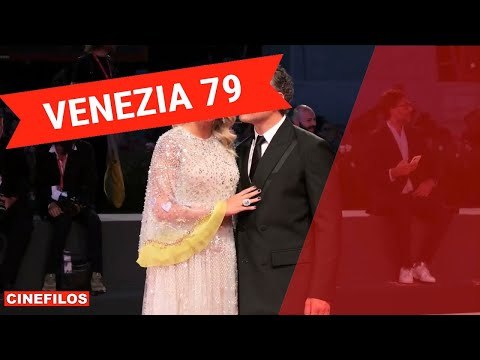 Claudio Santamaria e Francesca Barra red carpet Venezia 79