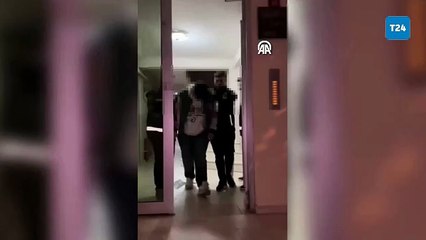 Metroda yolculara oyuncak tüfek doğrultmuştu; gözaltına alındı!