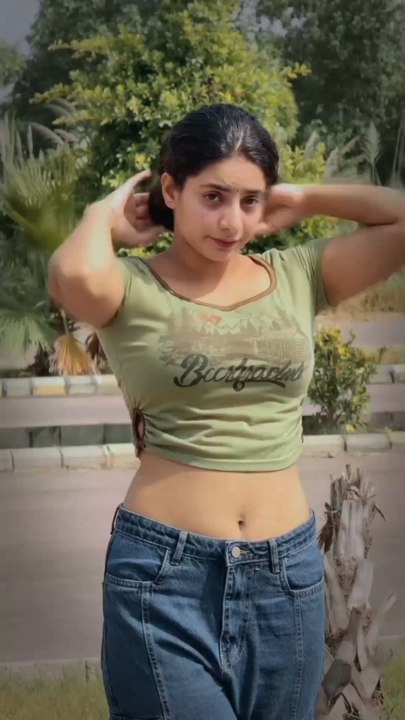 This reel is made specially for USA and Canada audiences — full of attitude, confidence, and ultimate style! 💥 Watch the trendsetters flaunt their classy outfits, killer looks, and modern fashion vibes. From streetwear