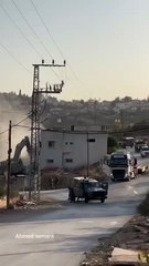 جرافة الاحتلال تشرع بهدم منزل المواطن زهير حسين سمارة، والد الأسيرين ماهر وجميل، في بلدة بروقين غربي سلفيت.