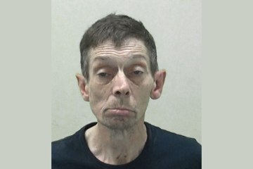 Watch  criminal with 235 convictions try to get into NUFC shop