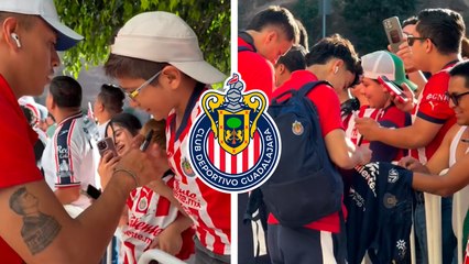 Chivas comparte un momento especial con sus aficionados de Querétaro antes de la Jornada 14