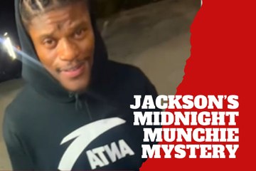 Lamar Jackson’s late-night snack moment has fans wondering if he’s just tired, or too chill.