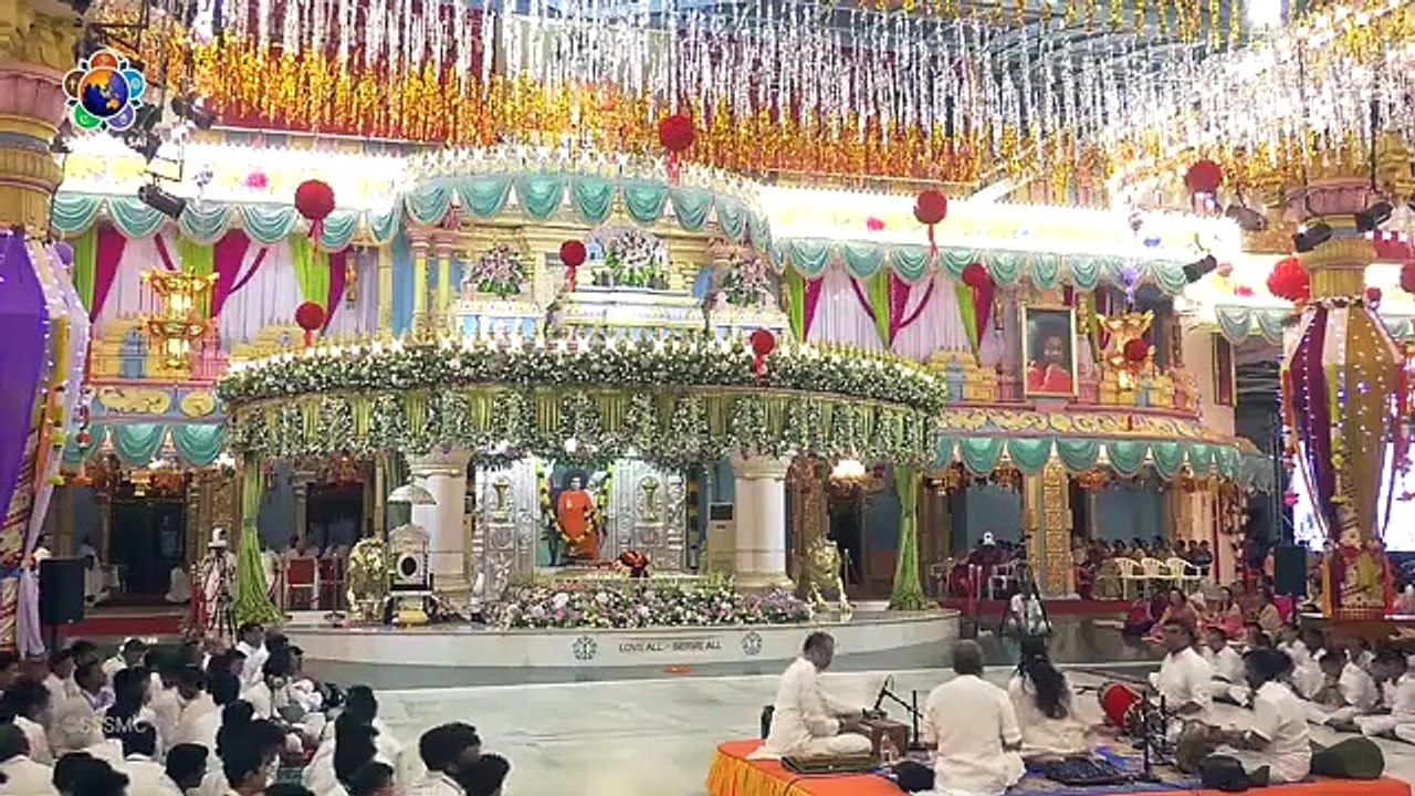 Namadeva Keerthana Kari Premabara Nache Pandu Ranga