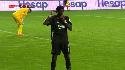 Süper Lig : Abraham et Besiktas profitent des erreurs de Konyaspor