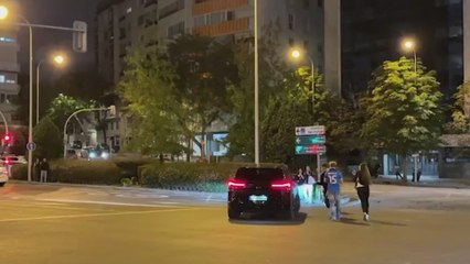 La temeraria salida del coche de Bellingham del Bernabéu