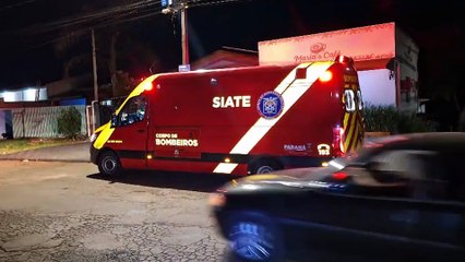 Na garupa de moto, mulher fica ferida após acidente na Rua Altemar Dutra