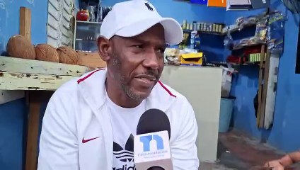 Residentes del sector Moscú en San Cristóbal muestran preocupación por lluvias ante tormenta Melissa