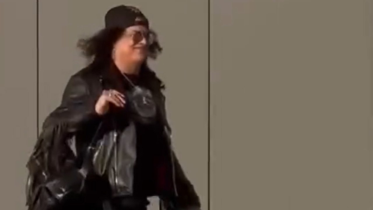 VÍDEO: Axl e Slash se despedem de Florianópolis após show do Guns N' Roses