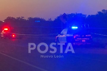 Hallan cuerpo en descomposición en carretera de Cadereyta