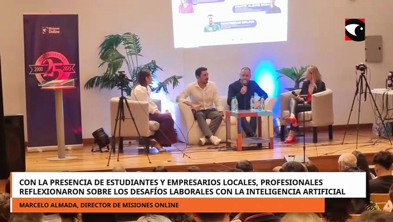 Con la presencia de estudiantes y empresarios locales, profesionales reflexionaron sobre los nuevos desafíos laborales con la inteligencia artificial