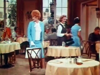 The Lucy Show ｜TV-1966｜ LUCY MEETS JOHN WAYNE ｜S5E10