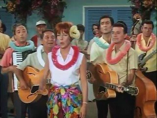 The Lucy Show ｜TV-1968｜ LUCY AND CAROL IN PALM SPRINGS ｜S5E8