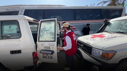 İsrail Gazze'den alıkoyduğu 30 Filistinlinin daha Filistinlinin cenazesini teslim etti