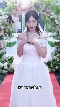 Reborn Back to the wedding day, she sneered and tore up her vows, never having sex again, cut off her biased family with her own hands, turned and threw herself into the arms of her husband through marriage. In this life, she only pampered him and pro