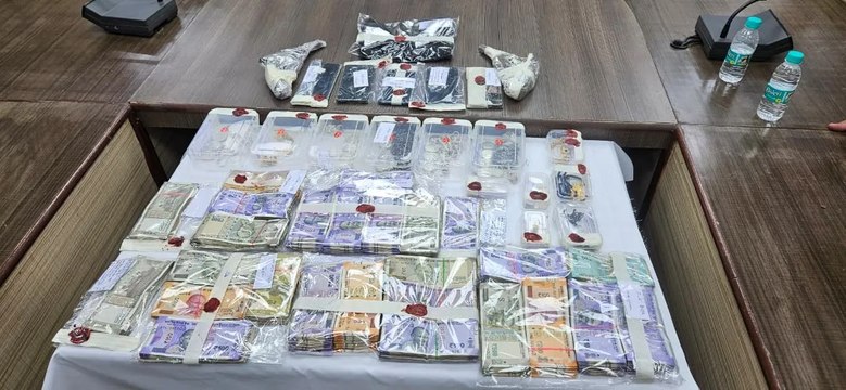मावा व्यापारी की डकैती का खुलासा: सात आरोपी पकड़े, तीन फरार