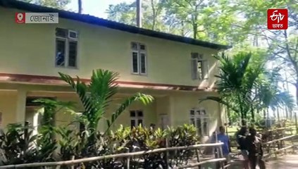 ৰাতিটোৱেই হাতীটো ! নিশা হ'লেই আৱৰে এন্ধাৰে, খাবলৈ নাই বিশুদ্ধ পানীটুপিও