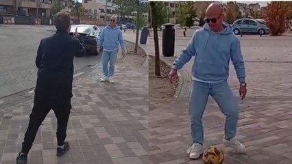 ¡Isi sorprende a un fan rayista con un increíble show de habilidades! ⚽