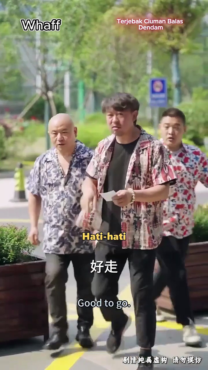  Terjebak ciuman balas dendam | trapped in a revenge kiss