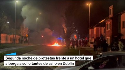 Nueva noche de protestas en Dublín frente a un hotel que alberga a solicitantes de asilo