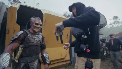 Der neue Predator-Film Badlands lässt kurz vor dem Kinostart hinter die Kulissen blicken