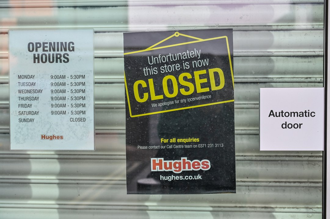 Harry Styles' Midlands hometown dubbed "Deaditch" - even Wetherspoon has shut down