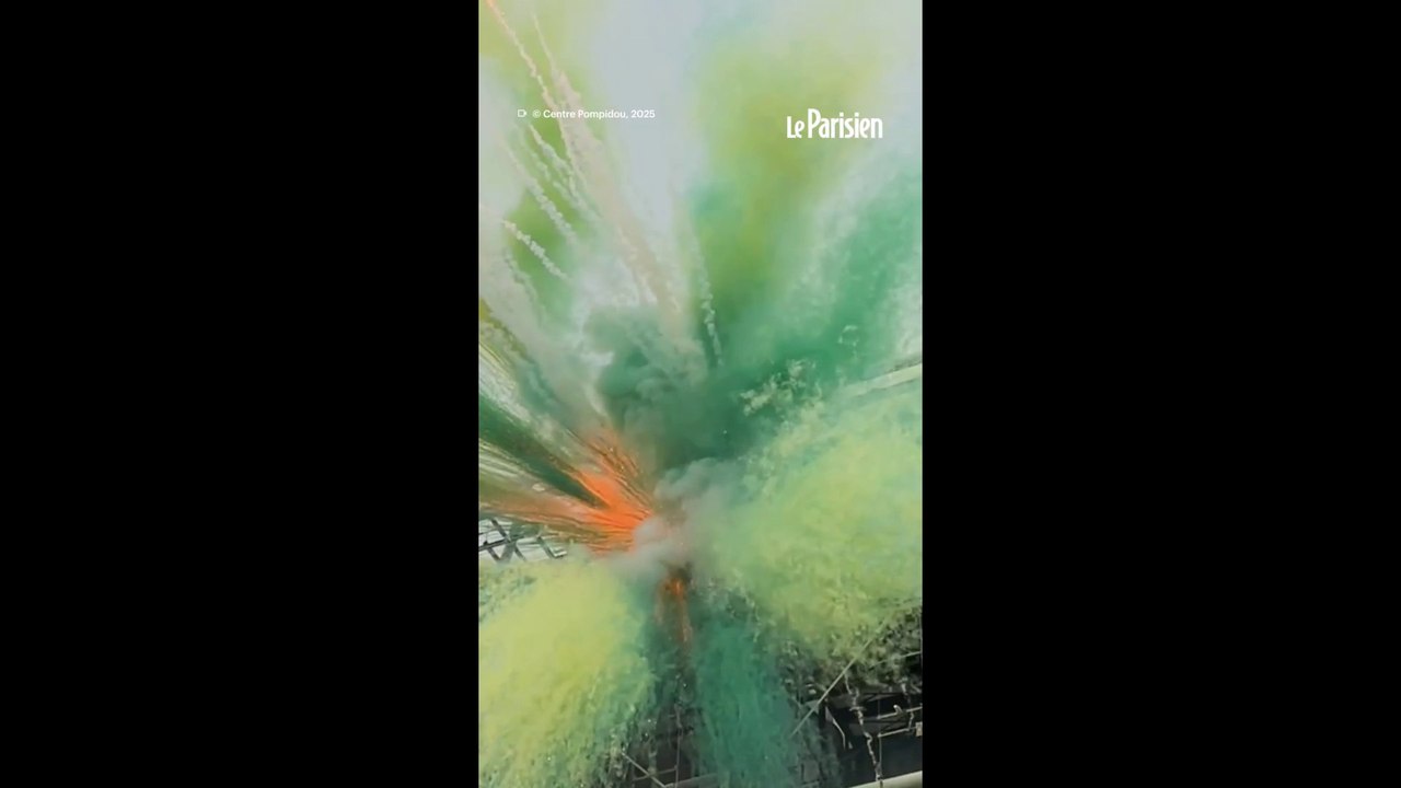 Un immense feu d'artifice pour la fermeture du centre Pompidou