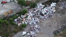 Discarica abusiva tra la vegetazione: sequestrate 400 tonnellate di rifiuti nel Vesuviano (23.10.25)