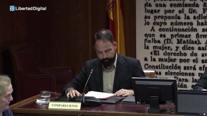 El exgerente del PSOE calla en el Senado y se niega a declarar