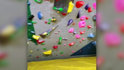 Le Bloc de l'Est ferme définitivement ses portes