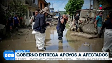 Familias afectadas por inundaciones en Poza Rica reciben primer apoyo económico