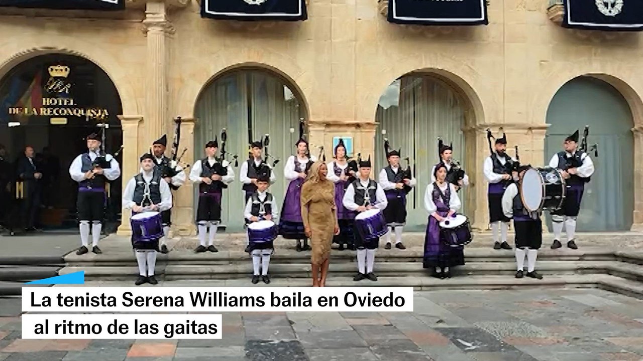 El momento en le que la La tenista Serena Williams baila en Oviedo al ritmo de las gaitas