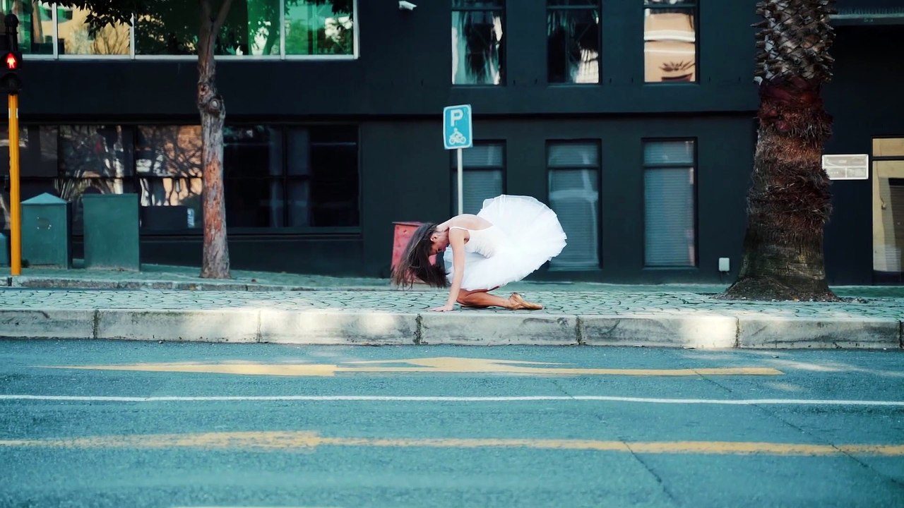 20) Musique. Help Me, OP-1. Hip-hop et rap. Hummeur. Dramatique. Auteur.  Dyalla