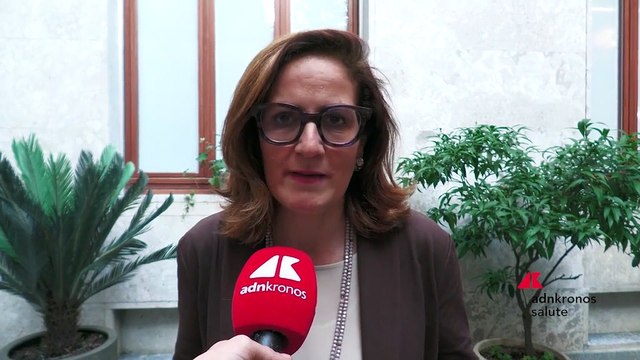 Tumori: oncologa La Verde, ‘cure adiuvanti riducono rischio recidiva cancro seno localizzato’