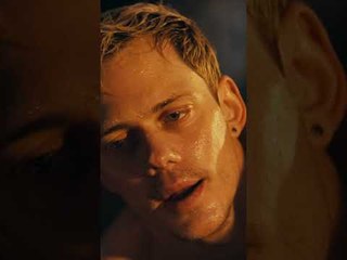 Anthony Hopkins e Bill Skarsgård in Locked – In Trappola, al cinema dal 20 agosto.