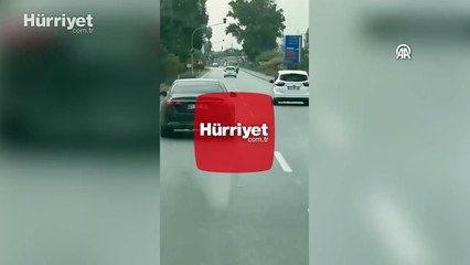 Ambulansa yol vermeyen sürücü kamerada