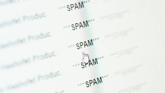 Dominic Littlewood: How to spot fake Warm Home Discount scams