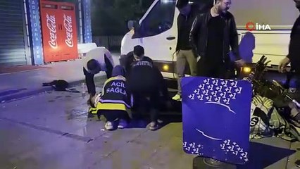 Kamyonun altına giren elektrikli bisikletli ucuz kurtuldu