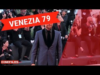 Elio Germano sul red carpet di Venezia 79