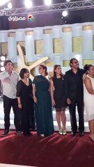 نجوم فيلم “المستعمرة” يتألقون على ريد كاربت الجونة السينمائي