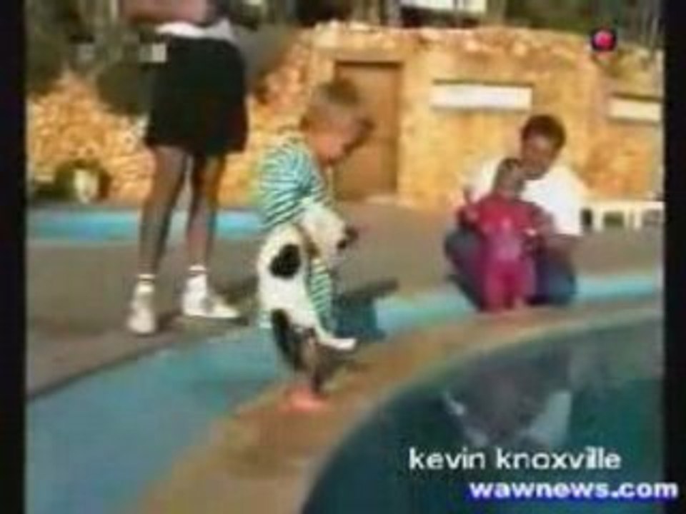 Compilation de chutes dans l'eau