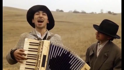 Ko To Tamo Peva (1980)