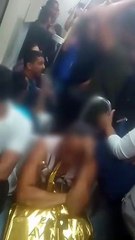 VÍDEO: Passageiros brigam em metrô após homem xingar mulher