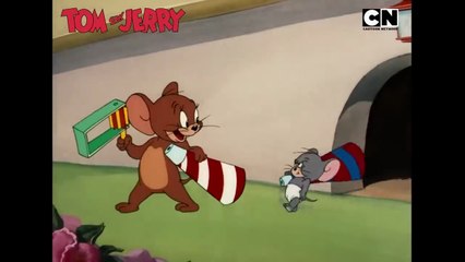 EPIC KITCHEN CHAOS! 🤯 Tom & Jerry's ULTIMATE Food Fight: The Fridge Doesn't Stand a Chance! 🐭