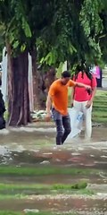 Tormenta Melissa: joven se resbala en medio de inundación en la avenida Luperón