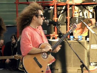 A Apolitical Blues (Little Feat cover) - Van Halen (live)