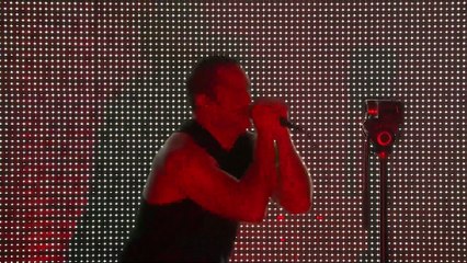 Closer - Nine Inch Nails (live)