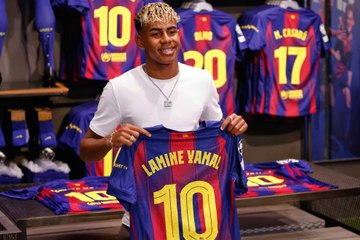 David Sánchez: "A Lamine no se le puede permitir todo, Messi a su edad era un empleado del club"