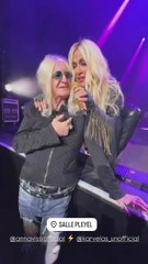 Ο Νίκος Καρβέλας στη συναυλία της Άννας Βίσση